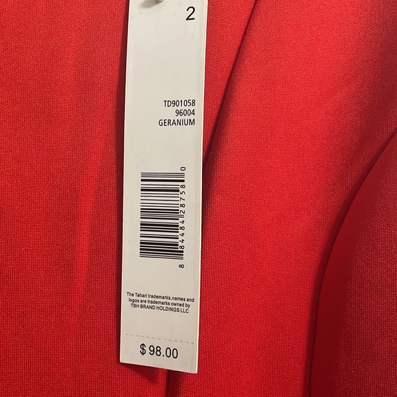 NWT TAHARI RED GERANIUM DRESS, regular size 2 - Picture 5 of 10